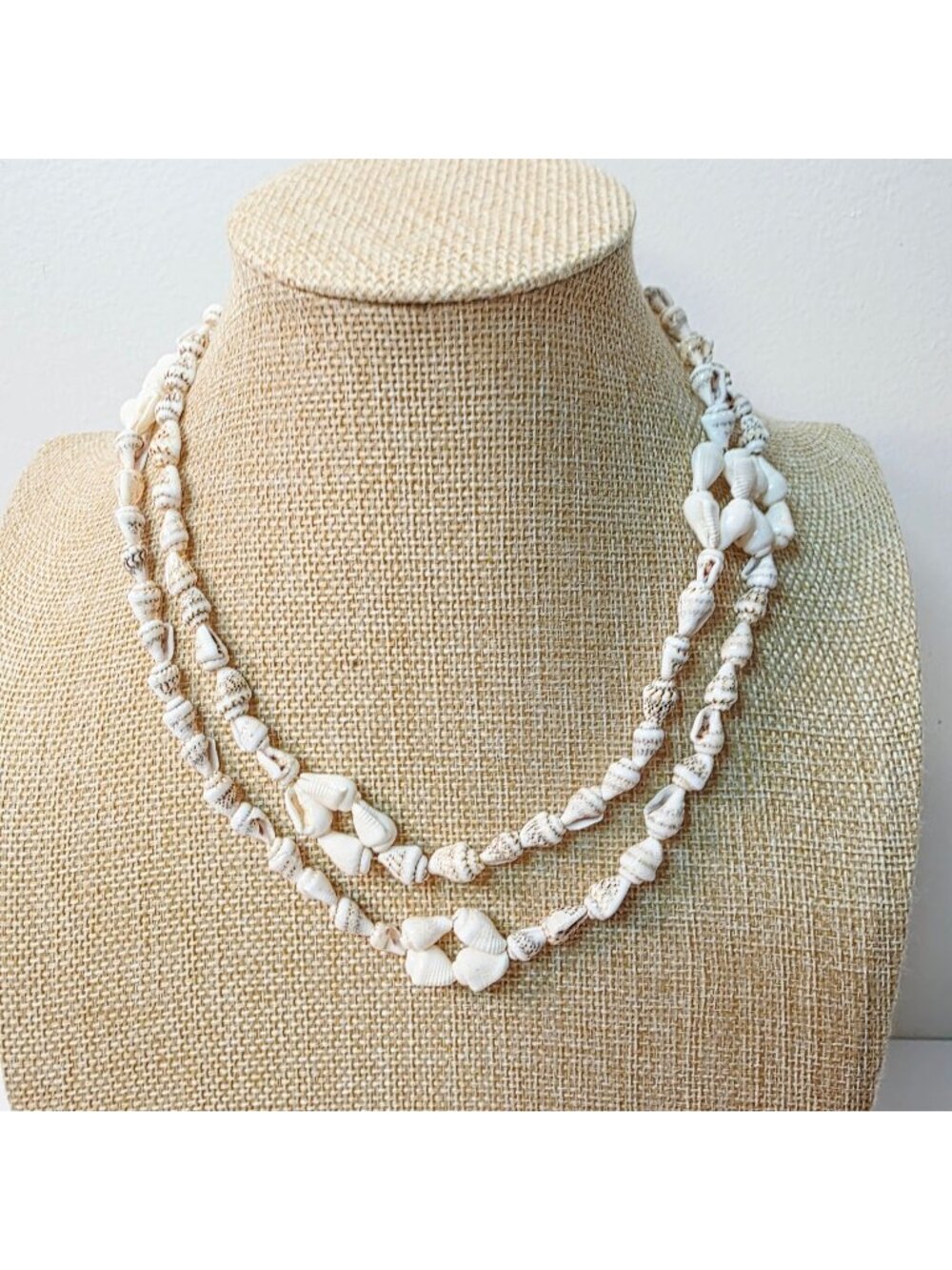 Vtg 90's Conch Cowire Shell Hawaiian Lei Necklace Resort Beach Wear Sea Life